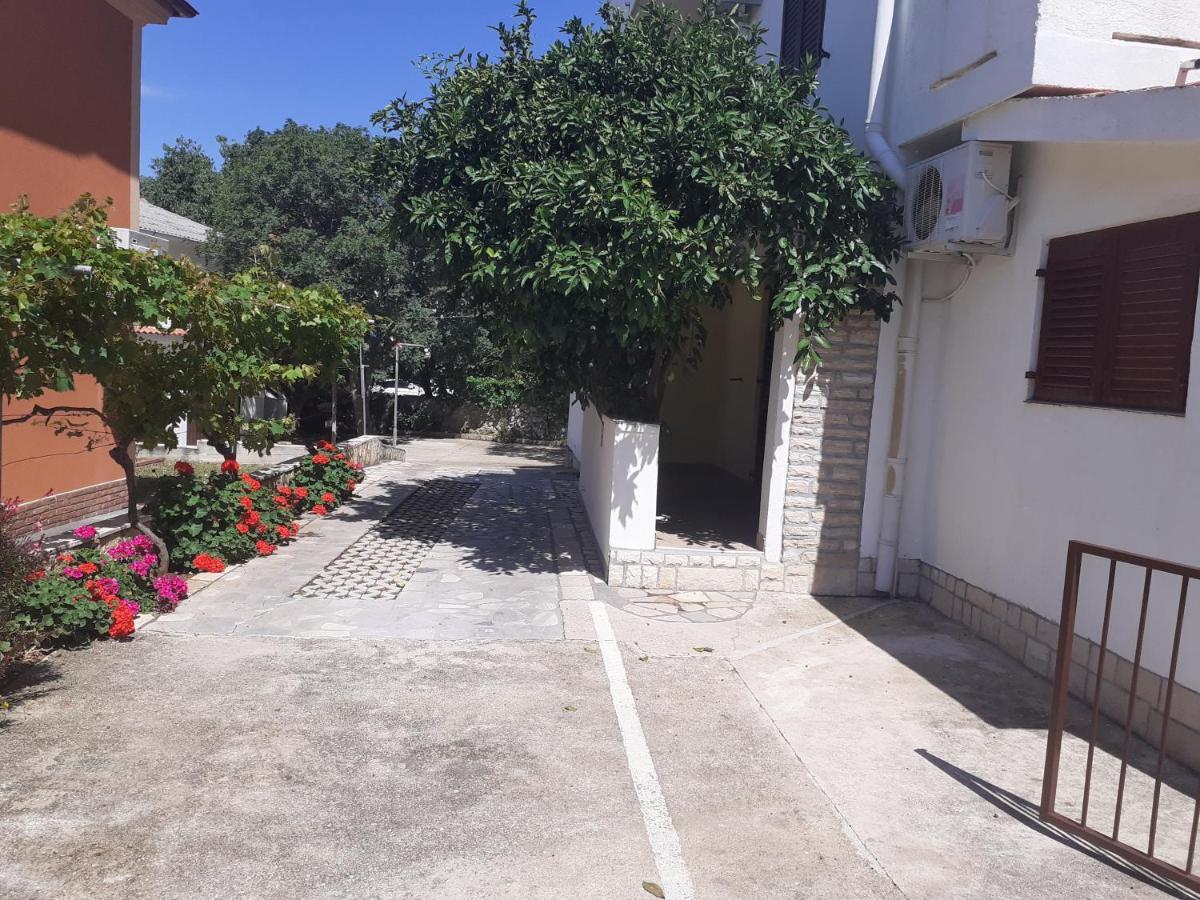 Apartmani Karuza Novalja Zewnętrze zdjęcie